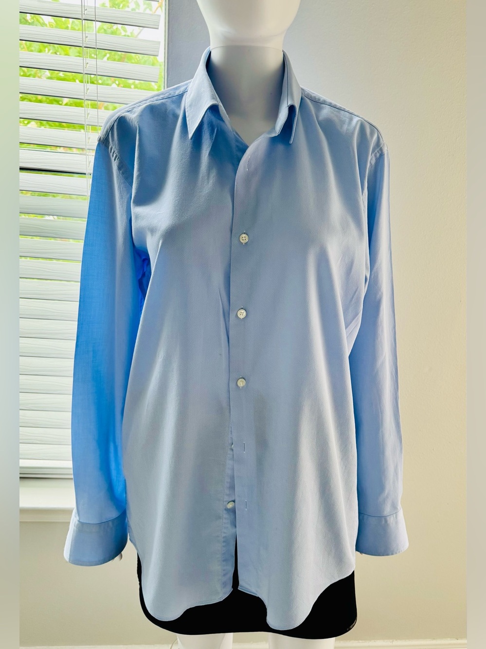 Boss Hugo Boss, Size 15.5 (32/33) — Regular Fit shirt, 100% cotton. Baby blue